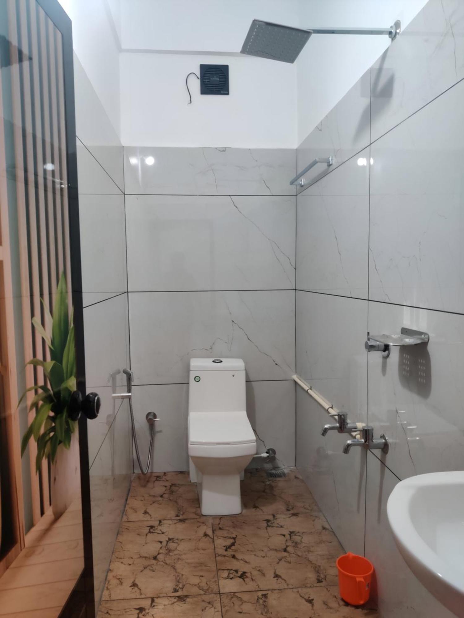 Kochi Spacious 2Bhk Near Airport מראה חיצוני תמונה